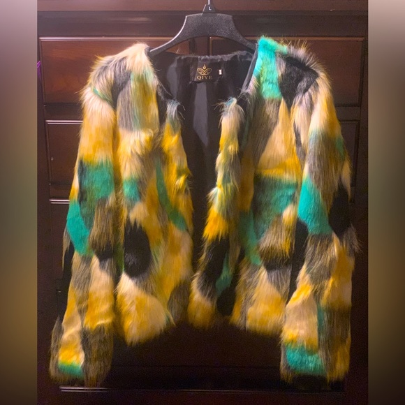 $80 boots /$50 Sandals /$100 LV Hat/$150 Tan Jacket/$125 Blk Jacket/$70 Blk Shaw - Picture 3 of 15